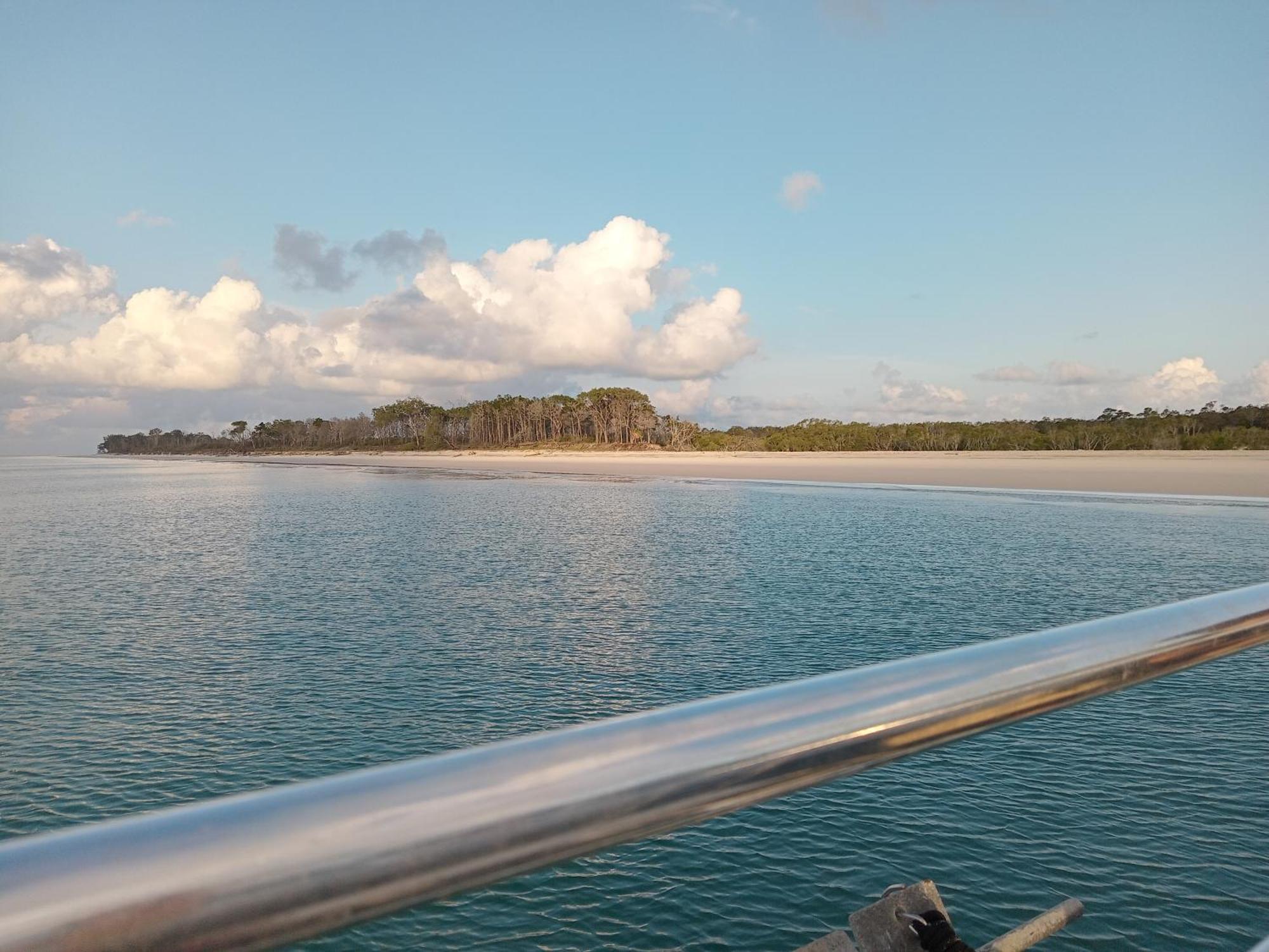 Hervey Bay Flashpackers Esterno foto