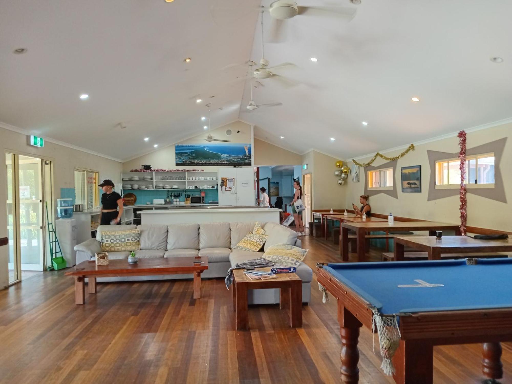 Hervey Bay Flashpackers Esterno foto